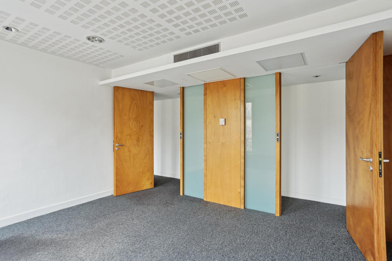 Bureau Paris 156m² Location bureau Paris OLBUR2427041 8